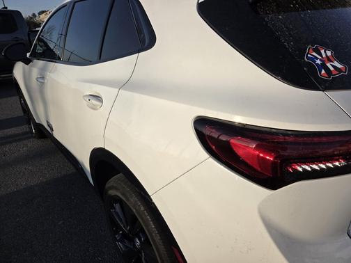 2023 Buick Envision Essence FWD