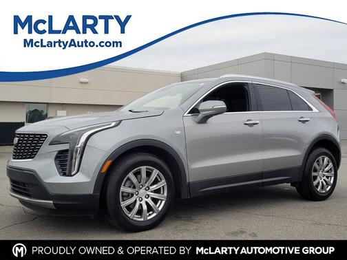 2023 Cadillac XT4 Premium Luxury