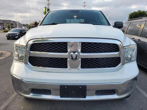 2019 RAM 1500 SLT