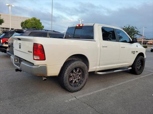 2019 RAM 1500 SLT