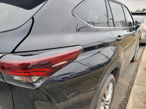 2024 Toyota Highlander Platinum