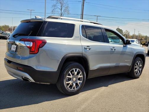 2023 GMC Acadia AWD SLT