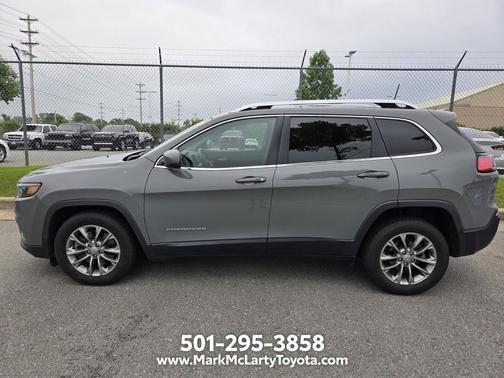 Sting-Gray Clearcoat 2020 Jeep Cherokee Latitude Plus
