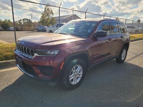 2024 Jeep Grand Cherokee Laredo