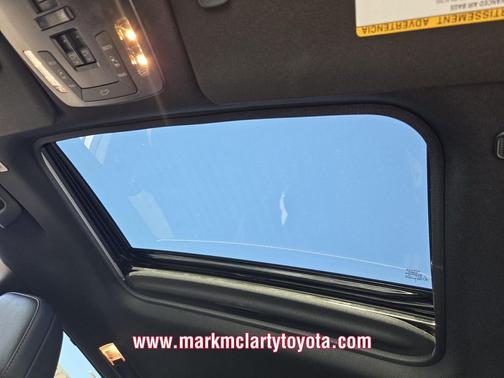 2025 Toyota Sienna XSE 7 Passenger