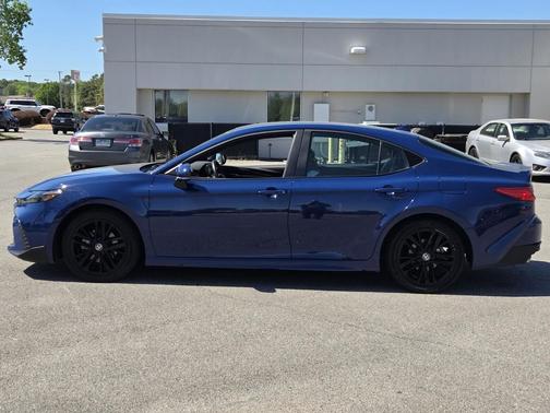 Reservoir Blue 2025 Toyota Camry SE