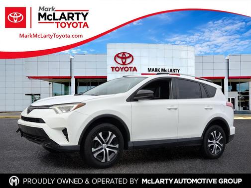 Super White 2017 Toyota RAV4 LE