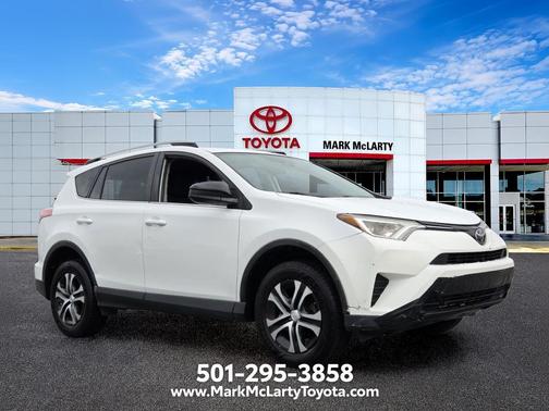 Super White 2017 Toyota RAV4 LE