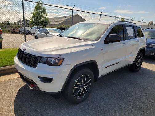 2020 Jeep Grand Cherokee Trailhawk