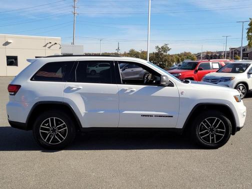 2020 Jeep Grand Cherokee Trailhawk