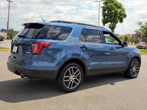 2018 Ford Explorer Sport