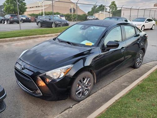 2019 Toyota Yaris Sedan LE