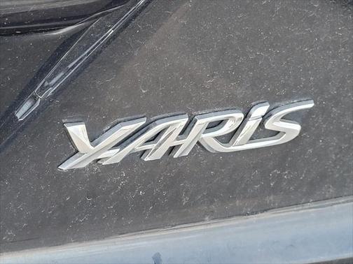 2019 Toyota Yaris Sedan LE