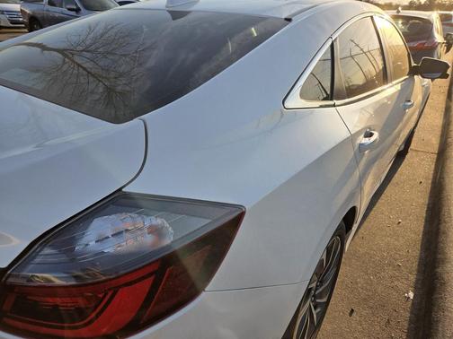 Platinum White Pearl 2020 Honda Insight Touring