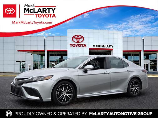 Celestial Silver Metallic 2024 Toyota Camry SE