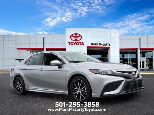 Celestial Silver Metallic 2024 Toyota Camry SE