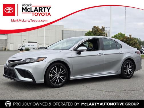 Celestial Silver Metallic 2024 Toyota Camry SE