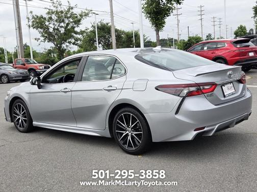 Celestial Silver Metallic 2024 Toyota Camry SE