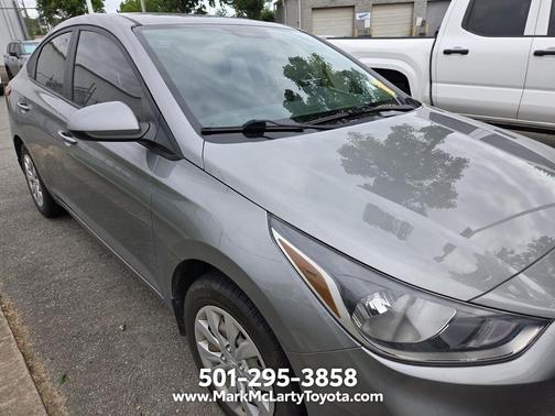 Forge Gray 2022 Hyundai Accent SE