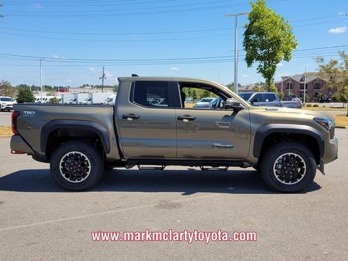 2025 Toyota Tacoma TRD Off Road