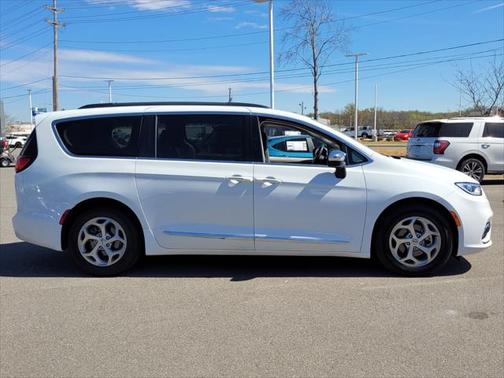 2023 Chrysler Pacifica Limited