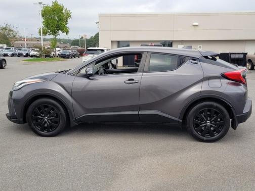 2020 Toyota C-HR LE