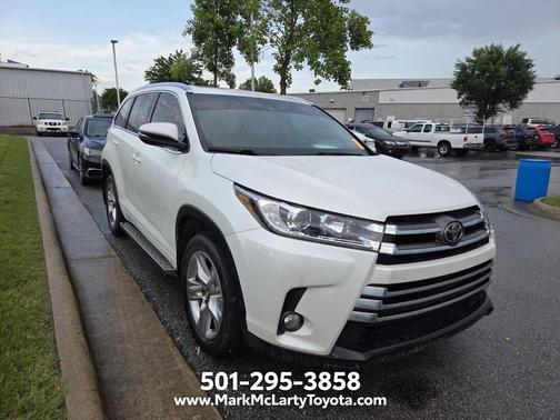 Blizzard Pearl 2017 Toyota Highlander Limited