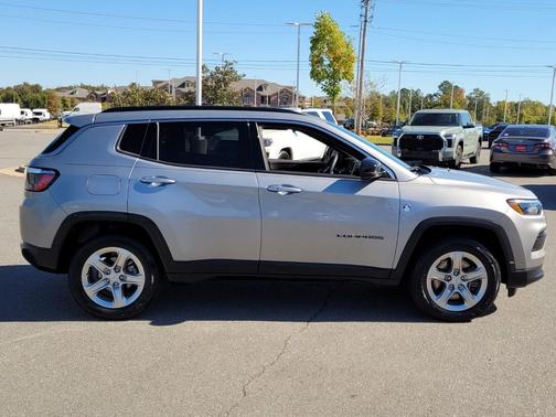 2023 Jeep Compass Latitude