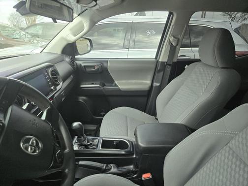 2021 Toyota Tacoma SR