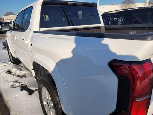 2025 Toyota Tacoma SR5