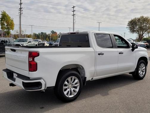 2022 Chevrolet Silverado 1500 Custom