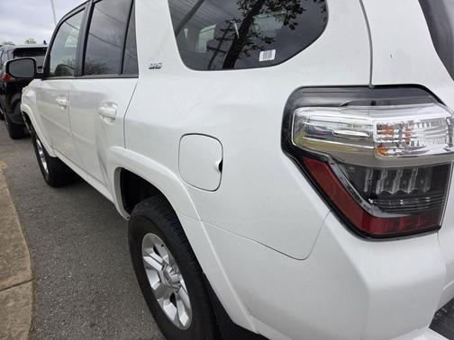 Ice Cap 2024 Toyota 4Runner SR5