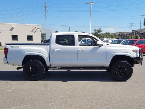 2020 Toyota Tacoma SR