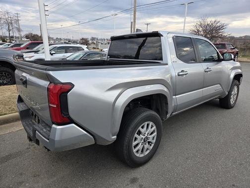 2024 Toyota Tacoma SR5