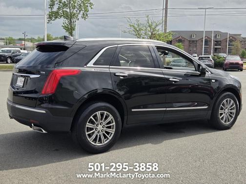 Stellar Black Metallic 2019 Cadillac XT5 Luxury