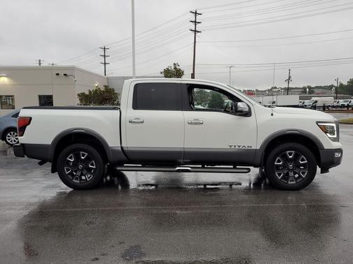 2021 Nissan Titan Platinum Reserve