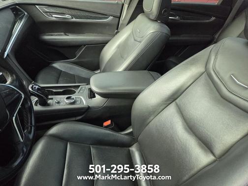 Radiant Silver Metallic 2020 Cadillac XT5 Premium Luxury