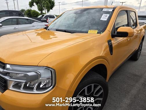 Cyber Orange Tricoat Metallic 2022 Ford Maverick Lariat