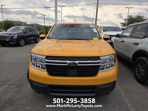 Cyber Orange Tricoat Metallic 2022 Ford Maverick Lariat