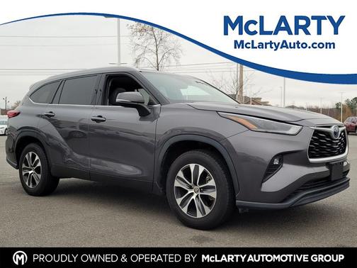 2022 Toyota Highlander Hybrid XLE
