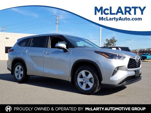 2024 Toyota Highlander LE