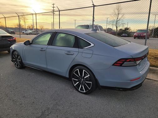 2023 Honda Accord Hybrid Touring