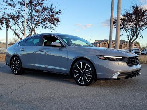 2023 Honda Accord Hybrid Touring