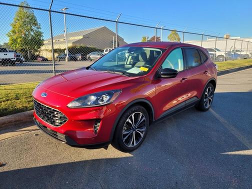 2021 Ford Escape SE