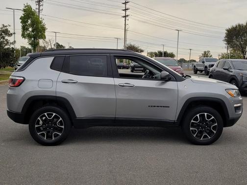 2020 Jeep Compass Trailhawk