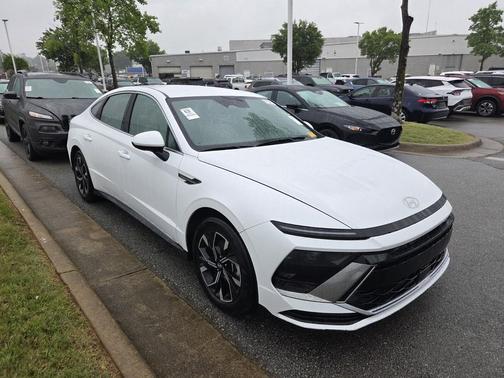 Serenity White 2025 Hyundai SONATA SEL
