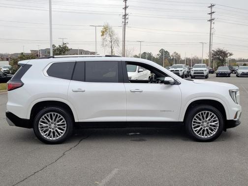 2025 GMC Acadia Denali