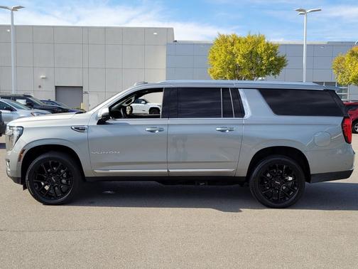 2025 GMC Yukon XL 4WD Elevation
