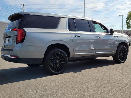 2025 GMC Yukon XL 4WD Elevation