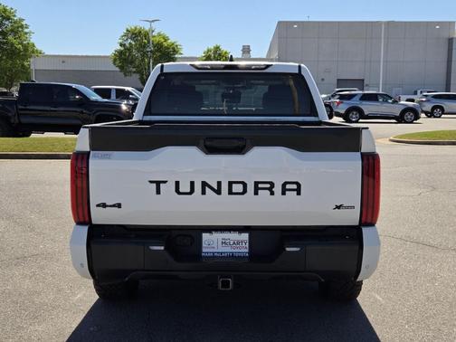 Ice Cap 2023 Toyota Tundra SR5